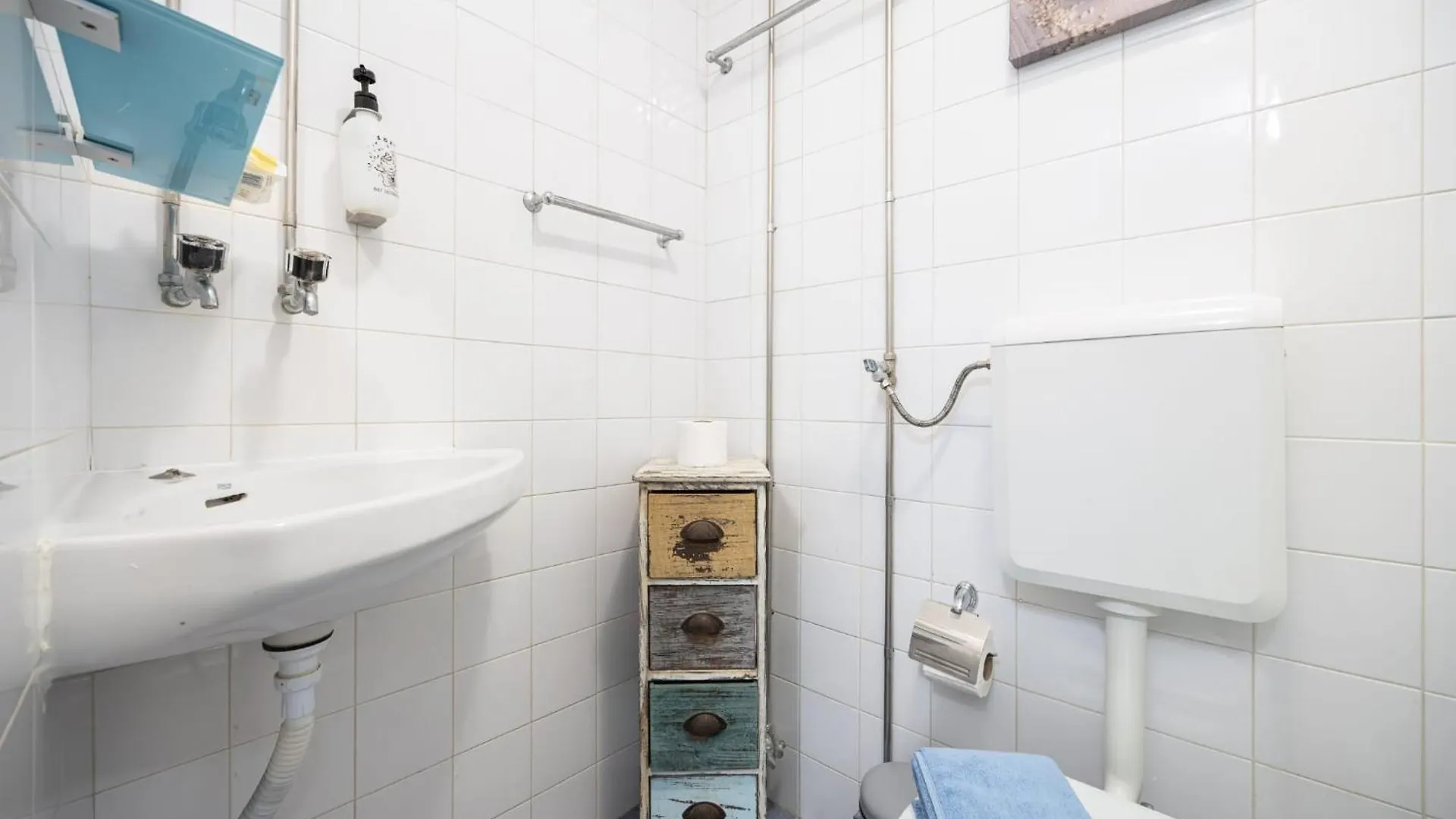 Crooked House Alfama Apartment Lisbon Portugal