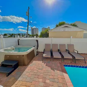 seas-the-day-with-free-golf-cart-and-heated-pool.panamacity-beachhotels.com/